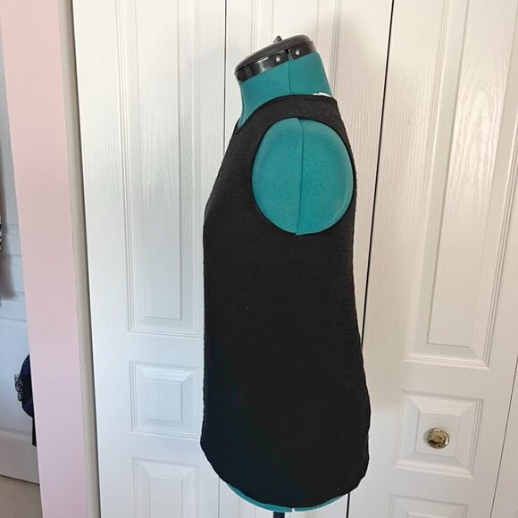 Vince Black Sleeveless Lightweight Textured Fully Lined Career Casual Blouse - Picture 5 of 9